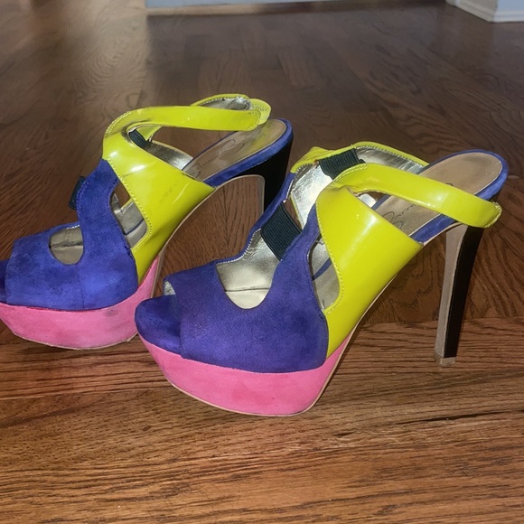 3/$15 Jessica Simpson neon color block stiletto size 6 - Picture 5 of 6